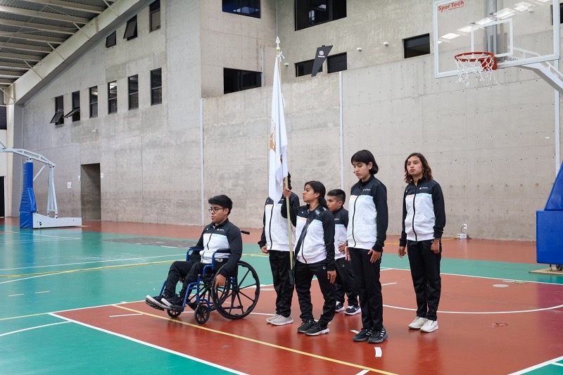 Abanderan a delegación que representará a Oaxaca en los juegos Paranacionales Conade 2024