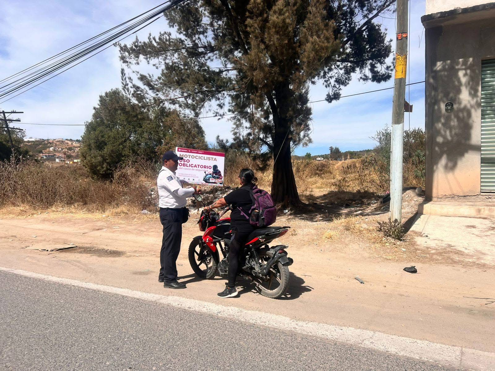 Implementan operativos para concientizar a conductores