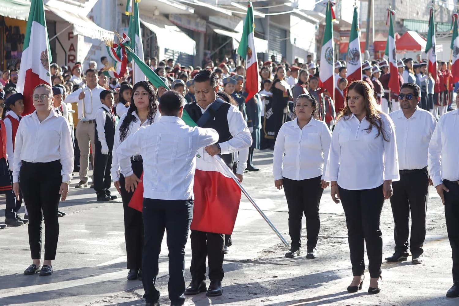 Hagamos que la constitución de 1917 sea una herramienta de paz para la sociedad