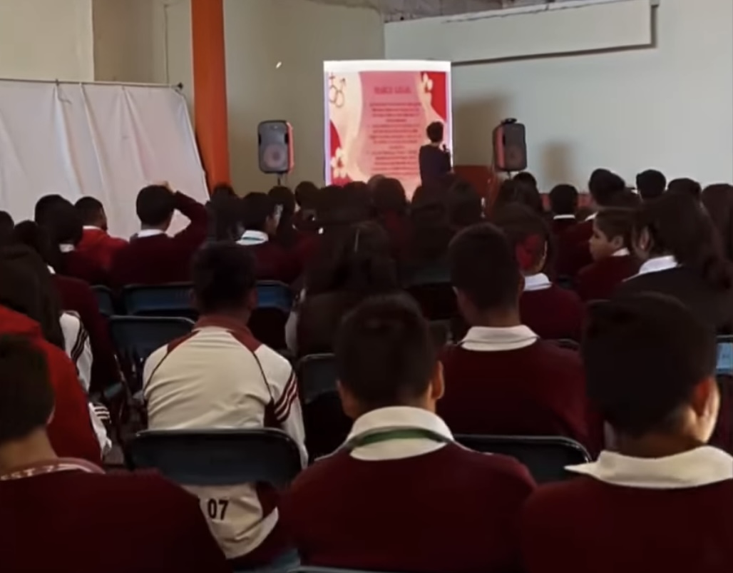 Con pláticas y charlas a adolescentes conmemoran el día internacional del condón