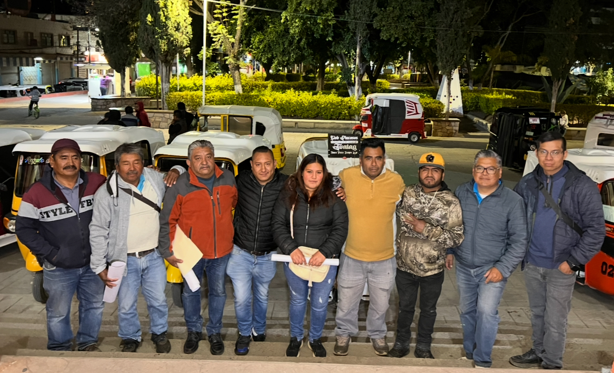 Forman el frente unido de mototaxis Nochixtecos